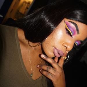 Meet your Posher, Shadaeja